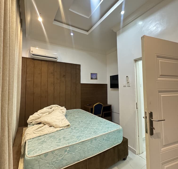 Fully Furnished of 5 Units Of 2-Bedroom Terraces Duplexes with Swimming Pool (2)