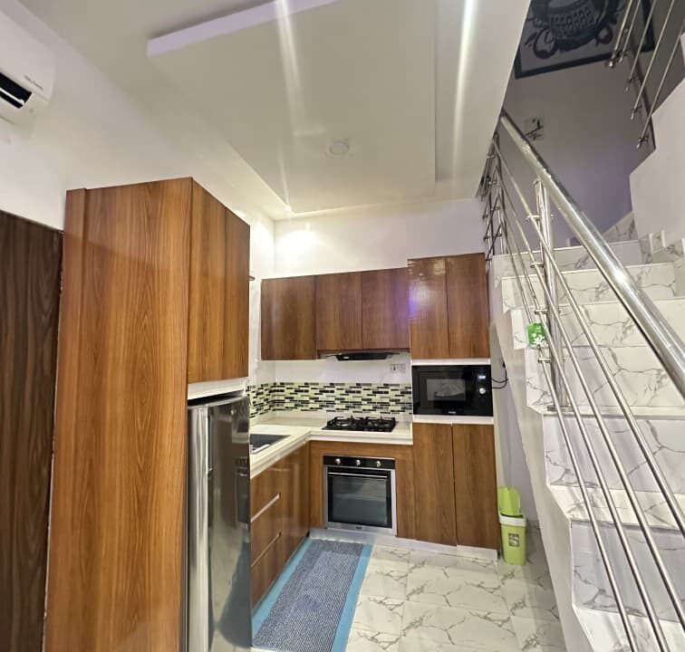 Fully Furnished of 5 Units Of 2-Bedroom Terraces Duplexes with Swimming Pool (4)